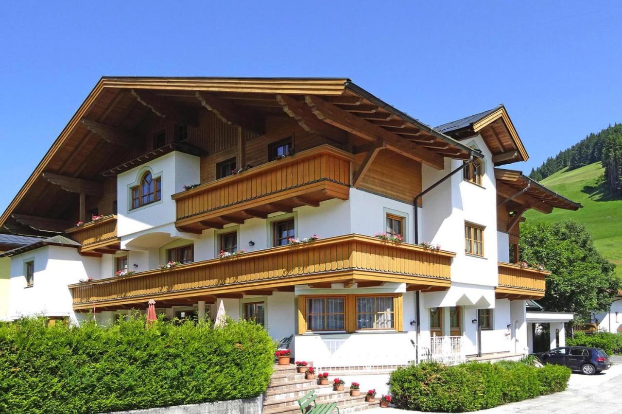 Apartment In Filzmoos With A Balcony Exterior foto